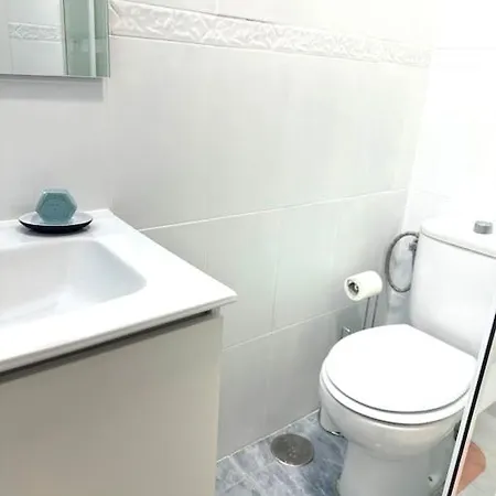 Pizarro ! Apartment Malaga